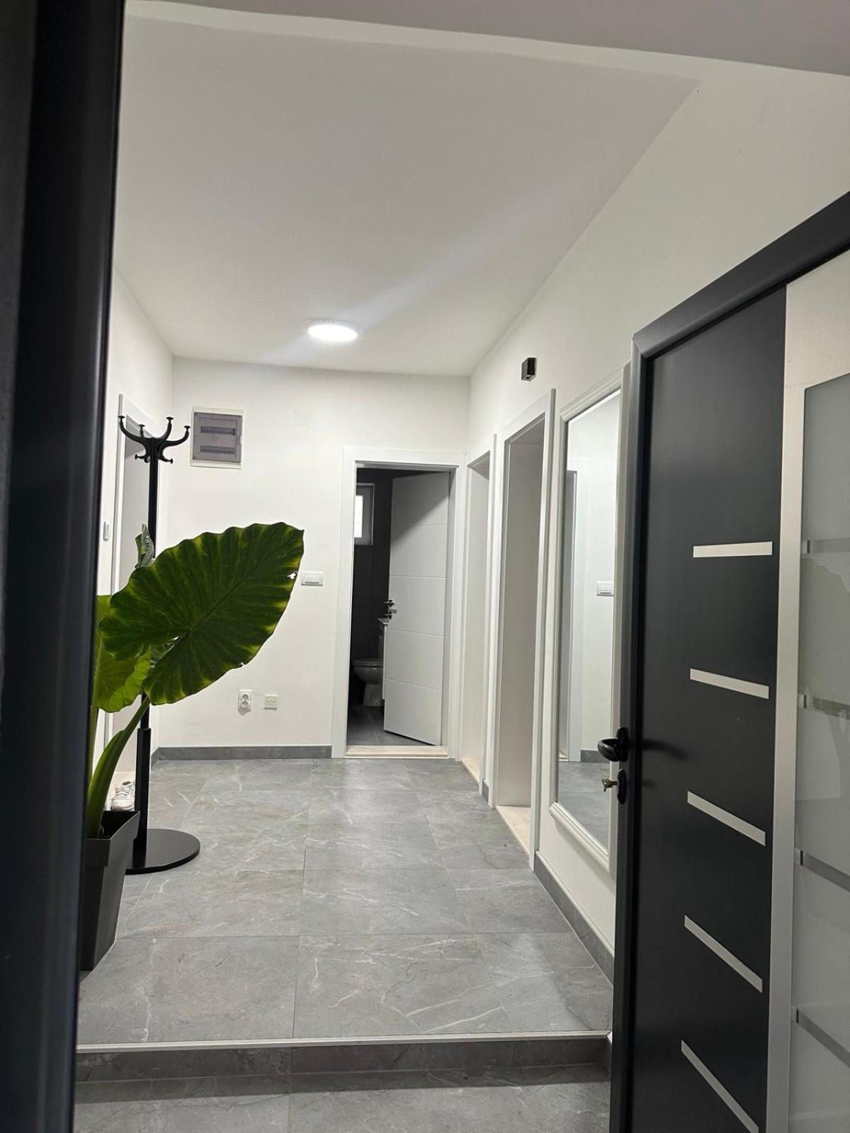 Apartment Holiday Vrnjačka Banja Exteriér fotografie