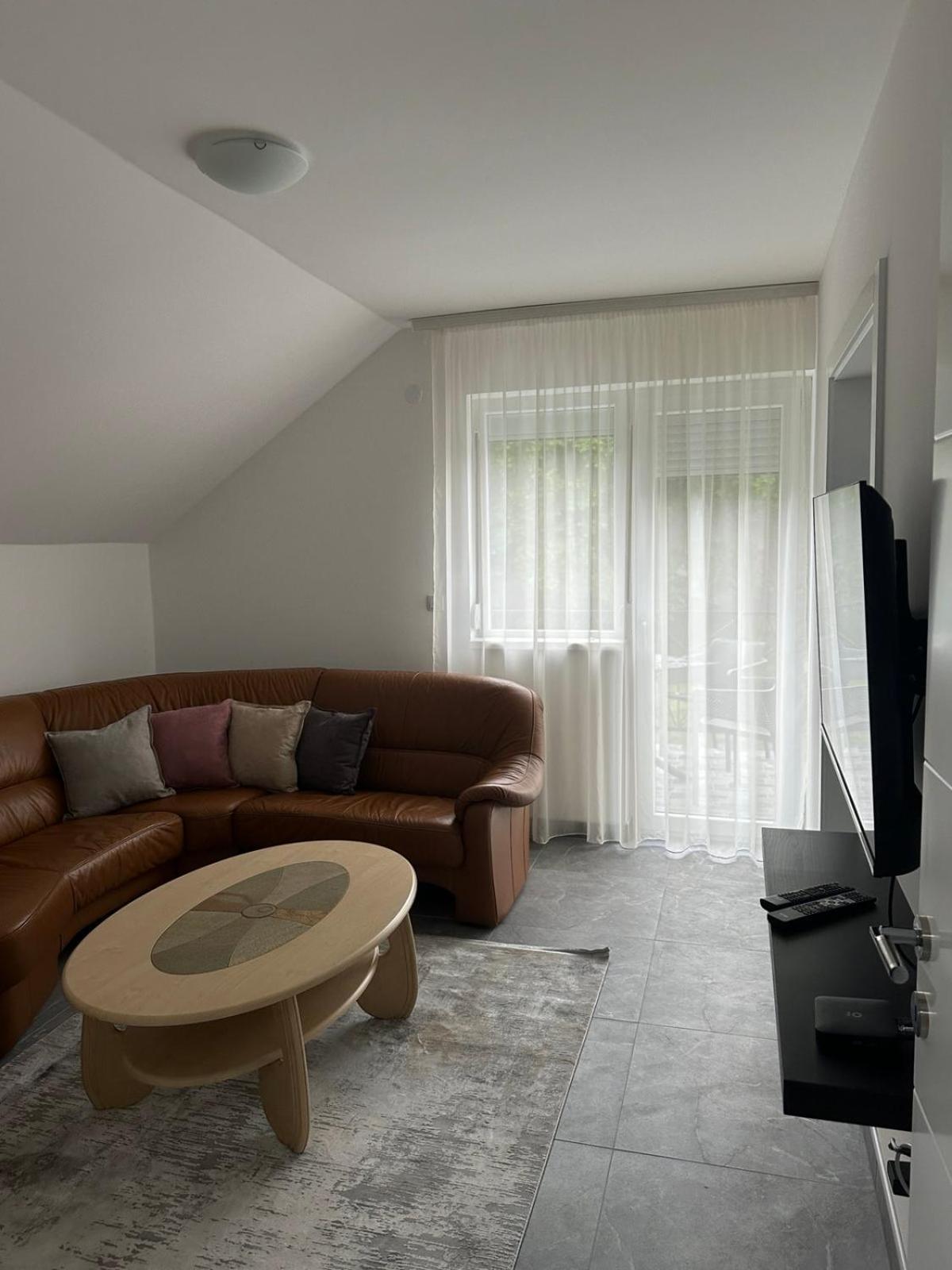 Apartment Holiday Vrnjačka Banja Exteriér fotografie