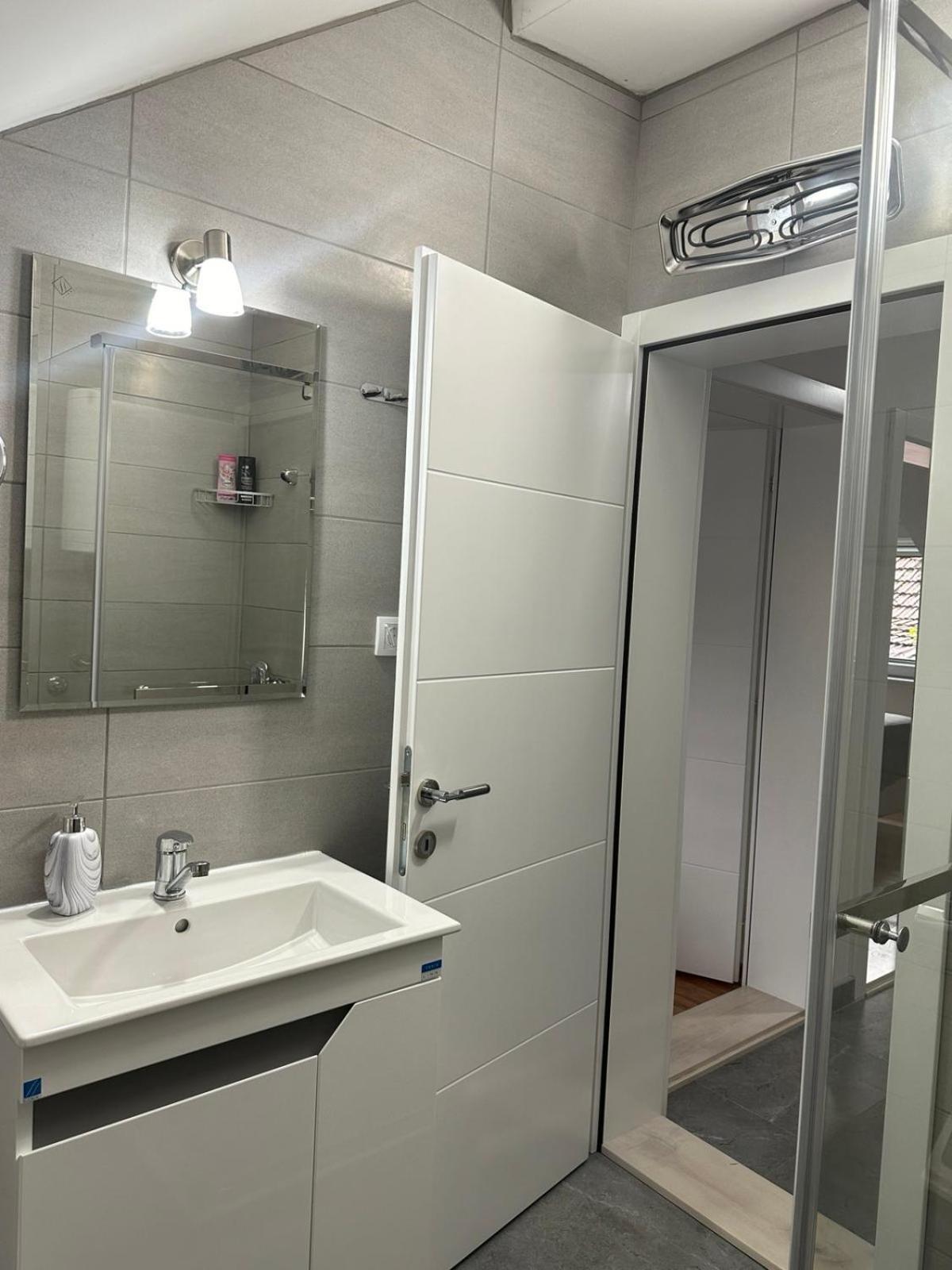 Apartment Holiday Vrnjačka Banja Exteriér fotografie